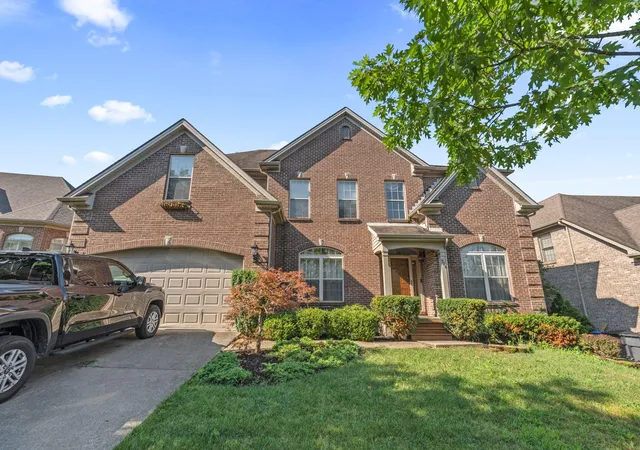 1st image of 924 Princess Doreen Dr, Lexington, KY 40509 | MLS# 25017702