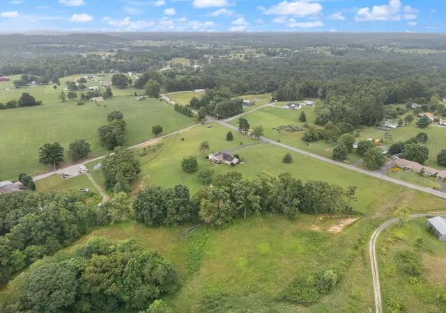 Homes for sale in East Bernstadt, KY | 6600 Hwy 490, East Bernstadt, KY 40729 | MLS# 25017205