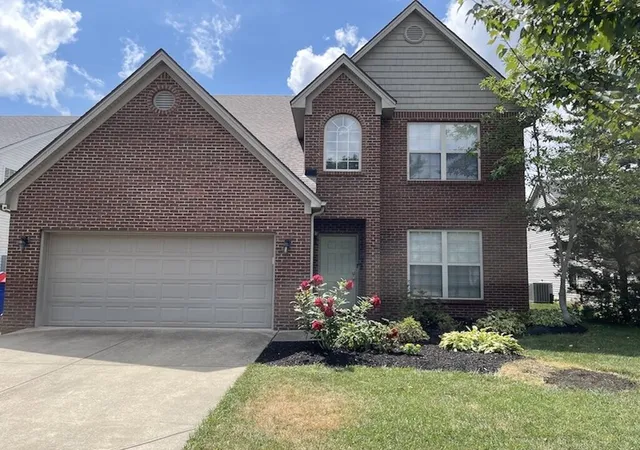 Photo 1 of Sale Pending at 504 Madison Point Dr, Lexington, KY 40515 | MLS# 25017245 | Listing updated on 2025-10-12