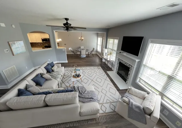Photo 3 of Sale Pending at 504 Madison Point Dr, Lexington, KY 40515 | MLS# 25017245 | Listing updated on 2025-10-12