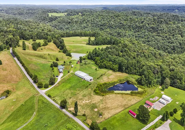 Photo 1 of Single family home for sale at 5119 Shoemaker Ridge Ridge, Zoe, KY 41397 | MLS# 25017926 | Listing updated on 2025-10-06