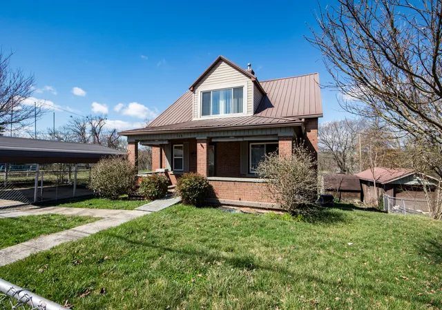 Photo 3 of Sale Pending at 146 Cotter Ave, Somerset, KY 42501 | MLS# 25017294 | Listing updated on 2026-08-31