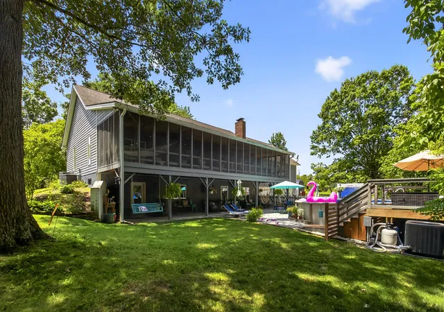 3rd image of 5212 Huntington Woods Rd, Frankfort, KY 40601 | MLS# 25016508