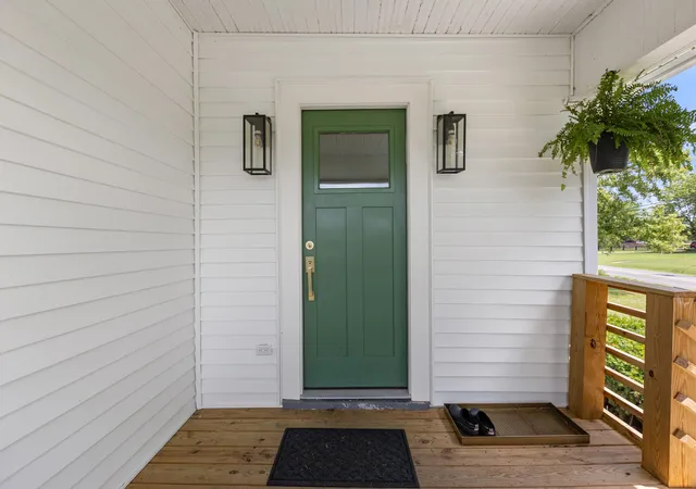 Photo 3 of Single family home for sale at 445 College Hill Rd, Waco, KY 40385 | MLS# 25016807 | Listing updated on 2025-11-15