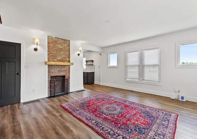 Photo 4 of Single family home for sale at 445 College Hill Rd, Waco, KY 40385 | MLS# 25016807 | Listing updated on 2025-11-15
