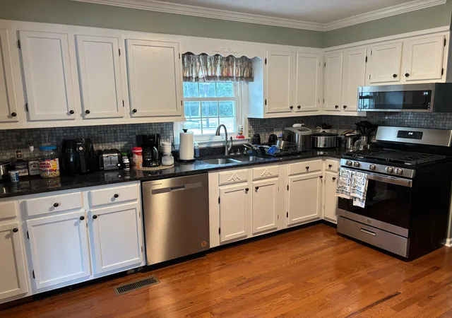 5th image of 312 Iron Dr, Frankfort, KY 40601 | MLS# 25017321
