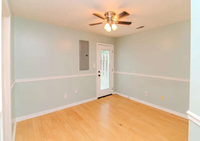 Photo 3 of Townhouse for sale at 707 Ellison Court Court, Lexington, KY 40505 | MLS# 25016840 | Listing updated on 2026-01-01