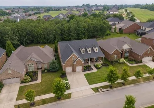 2nd image of 3833 Branham Park, Lexington, KY 40515 | MLS# 25017372