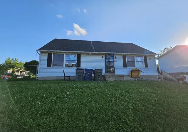 Photo 1 of Single family home for sale at 1164 Winburn Dr, Lexington, KY 40511 | MLS# 25017159 | Listing updated on 2025-09-12