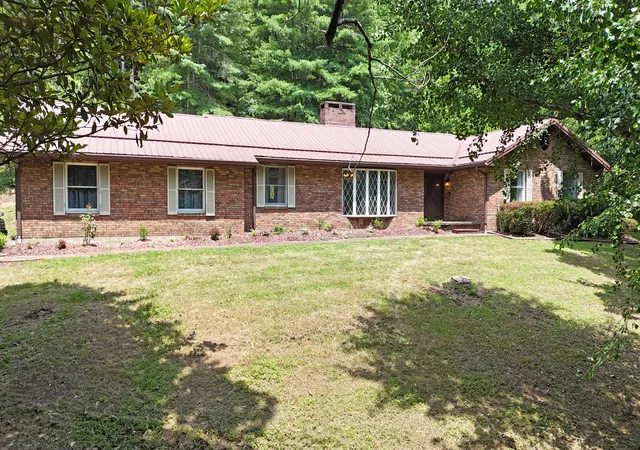 Homes for sale in Garrard, KY | 27 Smith Hollow Rd, Garrard, KY 40941 | MLS# 25016948