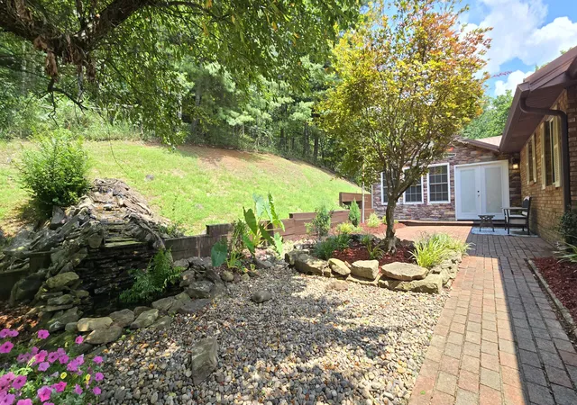 Homes for sale in Garrard, KY | 27 Smith Hollow Rd, Garrard, KY 40941 | MLS# 25016948