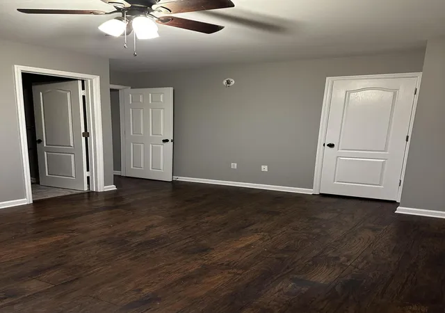 Photo 16 of Townhouse for sale at 1215 Seminole Trl, Georgetown, KY 40324 | MLS# 25017592 | Listing updated on 2025-09-19