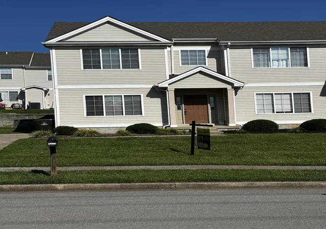 Photo 1 of Townhouse for sale at 1215 Seminole Trl, Georgetown, KY 40324 | MLS# 25017592 | Listing updated on 2025-09-19