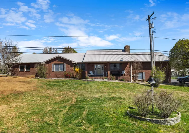 Photo 2 of Single family home for sale at 4675 Camargo Rd, Camargo, KY 40353 | MLS# 25017523 | Listing updated on 2025-09-18