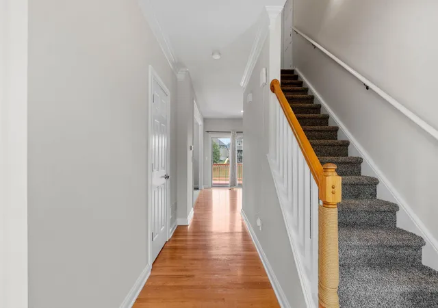 Photo 3 of Single family home for sale at 135 Shinnecock Hill Dr, Georgetown, KY 40324 | MLS# 25018026 | Listing updated on 2025-09-22