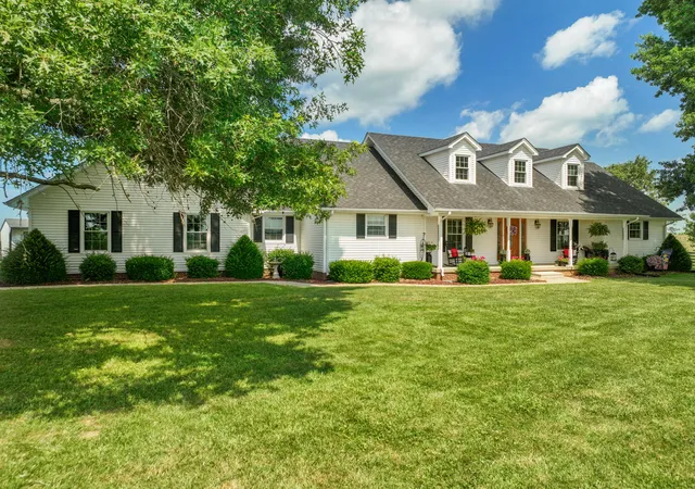Photo 2 of Land for sale at 750 Bardstown Rd, Harrodsburg, KY 40330 | MLS# 25018171 | Listing updated on 2025-09-12