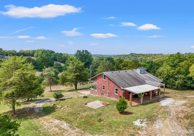 Photo 61 of Sale Pending at 999 Fords Mill Rd, Versailles, KY 40383 | MLS# 25018356 | Listing updated on 2025-09-12