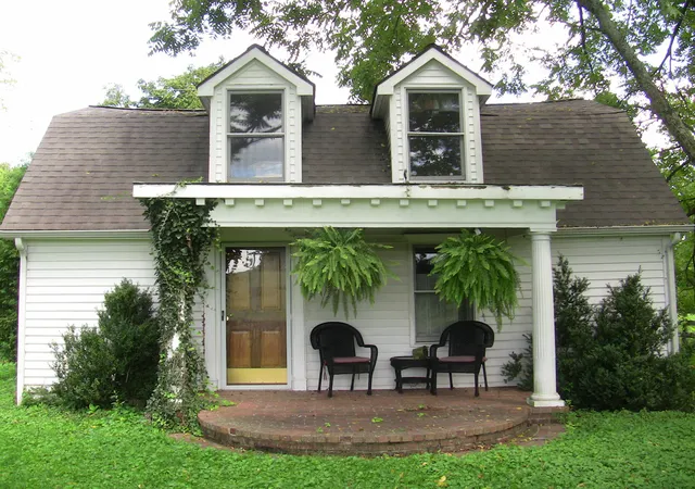 1st image of 2750 Paynes Mill Rd, Versailles, KY 40383 | MLS# 25018404