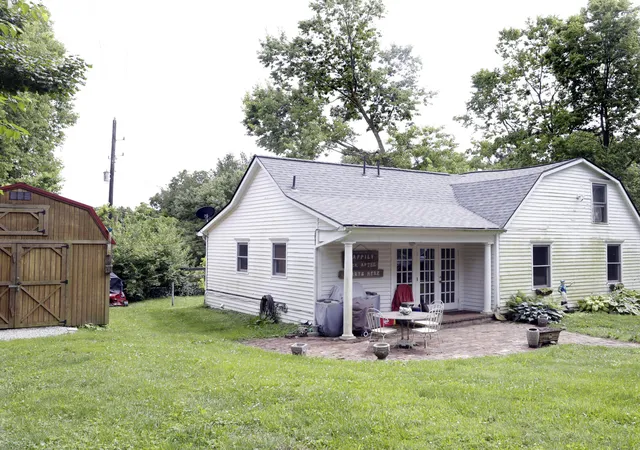 2nd image of 2750 Paynes Mill Rd, Versailles, KY 40383 | MLS# 25018404