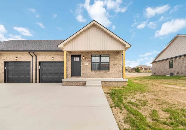 2nd image of 406 Nandino Cir, Berea, KY 40403 | MLS# 25018456