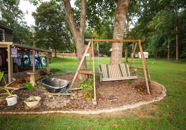 Photo 4 of Single family home for sale at 140 Tuit Acres Rd, Corbin, KY 40701 | MLS# 25018513 | Listing updated on 2025-11-03