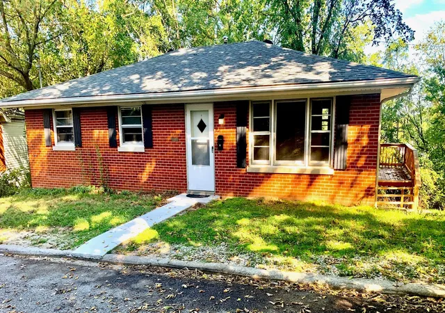 1st image of 107 Lilac Dr, Berea, KY 40403 | MLS# 25018535