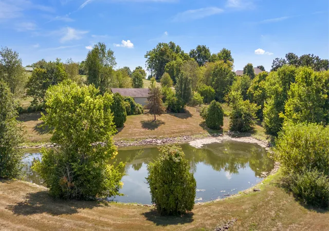 5th image of 304 Anglewood Ct, Richmond, KY 40475 | MLS# 25018689