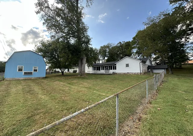 Photo 2 of Single family home for sale at 1910 Aldons Way, Somerset, KY 42503 | MLS# 25018742 | Listing updated on 2025-10-11