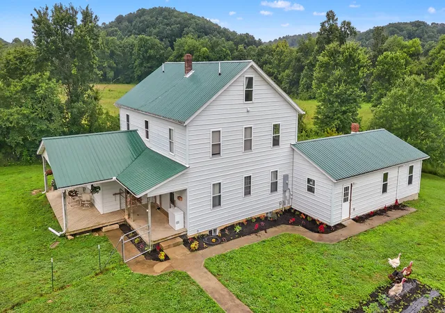 Photo 1 of Single family home for sale at 501 Pigeon Frg Rd, Owingsville, KY 40360 | MLS# 25018750 | Listing updated on 2025-09-26