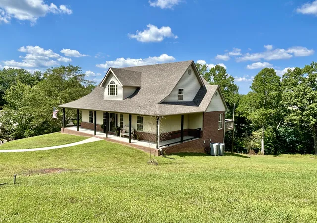 1st image of 284 George Street, Somerset, KY 42503 | MLS# 25018772