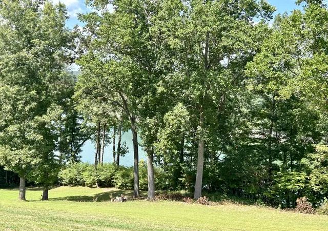 2nd image of 284 George Street, Somerset, KY 42503 | MLS# 25018772