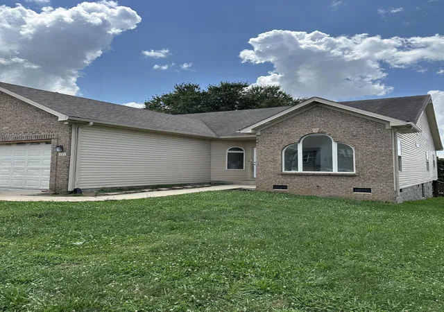 Photo 1 of Single family home for sale at 121 Rodeo Dr, Georgetown, KY 40324 | MLS# 25018841 | Listing updated on 2025-09-12