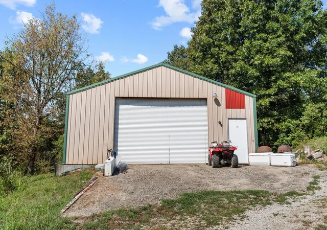 3rd image of 1414 River Rd, Nicholasville, KY 40356 | MLS# 25018845