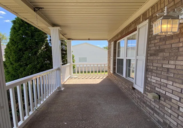 Photo 3 of Single family home for sale at 3108 Pheasant Ct, Shelbyville, KY 40065 | MLS# 25019013 | Listing updated on 2025-11-30