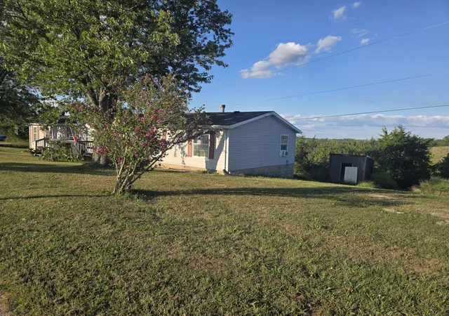 Homes for sale in Williamstown, KY | 105 Latimer Ln, Williamstown, KY 41097 | MLS# 25019024