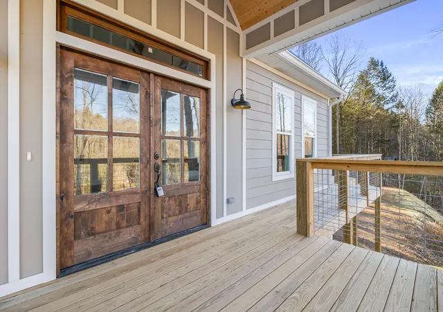 Photo 1 of Single family home for sale at 780 Lake Rd, London, KY 40741 | MLS# 25019141 | Listing updated on 2025-09-28