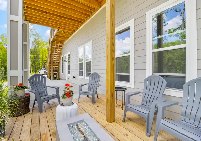 Photo 3 of Single family home for sale at 780 Lake Rd, London, KY 40741 | MLS# 25019141 | Listing updated on 2025-09-28