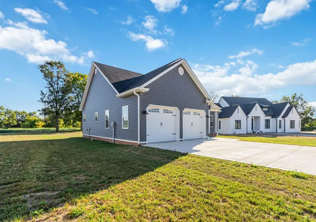 Homes for sale in Danville, KY | 91 Clements Dr, Danville, KY 40422 | MLS# 25500015