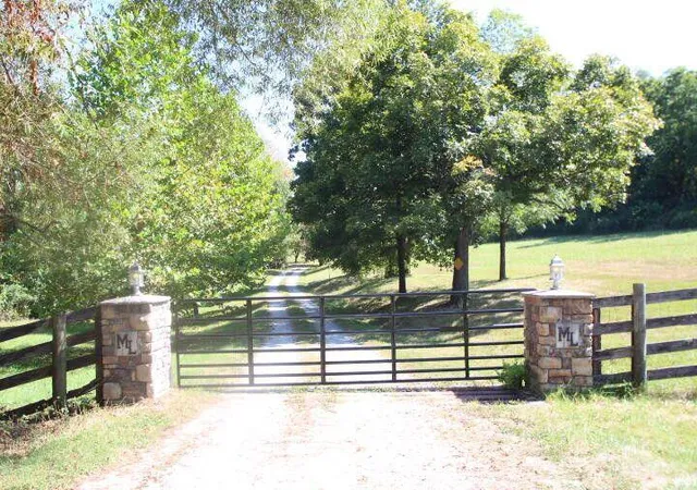 Photo 1 of Land for sale at 1054 Meadow Ln, Lawrenceburg, KY 40342 | MLS# 25500181 | Listing updated on 2025-10-16