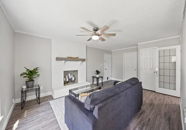 Photo 3 of Single family home for sale at 1705 Houndstooth Gln, Lexington, KY 40515 | MLS# 25500963 | Listing updated on 2025-12-07