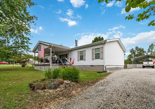 Homes for sale in Lily, KY | 240 And 258 Echo Valley Rd, Lily, KY 40740 | MLS# 25500184