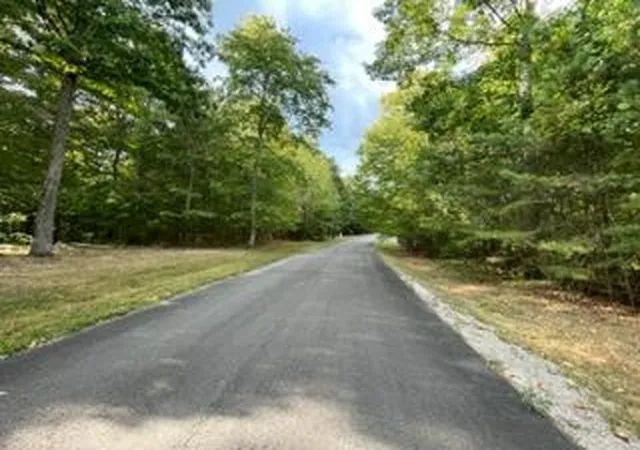 Photo 3 of Land for sale at 9 Five Points Dr, Russell Springs, KY 42642 | MLS# 25500244 | Listing updated on 2025-10-09