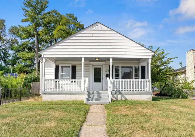 Photo 1 of Single family home for sale at 558 Emerson Dr, Lexington, KY 40505 | MLS# 25501333 | Listing updated on 2025-10-15