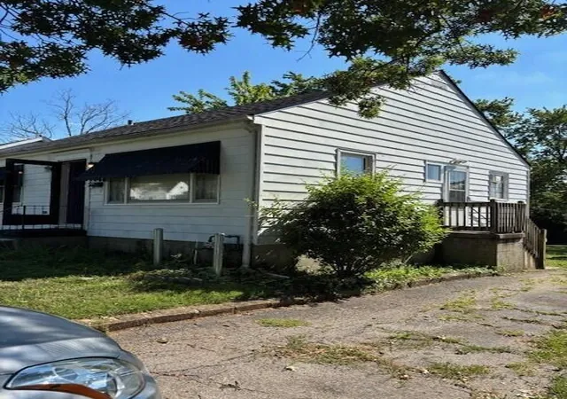 2nd image of 462 Emerson Dr, Lexington, KY 40505 | MLS# 25500550