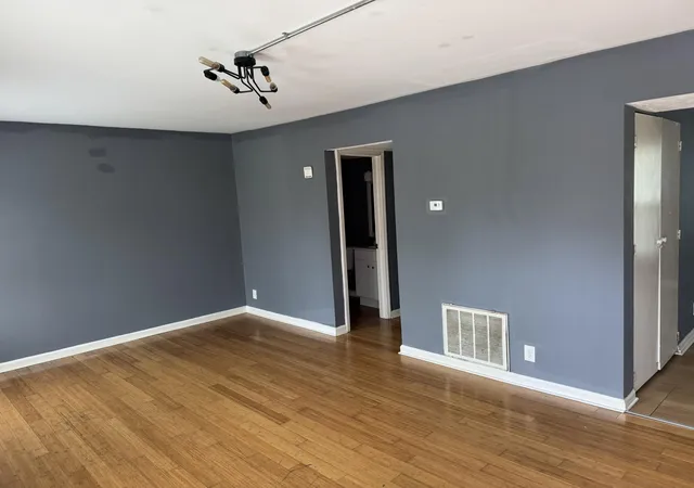 Photo 2 of Townhouse for sale at 205 Hedgewood Ct, Lexington, KY 40509 | MLS# 25500553 | Listing updated on 2025-09-05