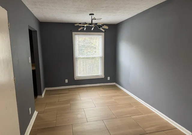 Photo 3 of Townhouse for sale at 205 Hedgewood Ct, Lexington, KY 40509 | MLS# 25500553 | Listing updated on 2025-09-05