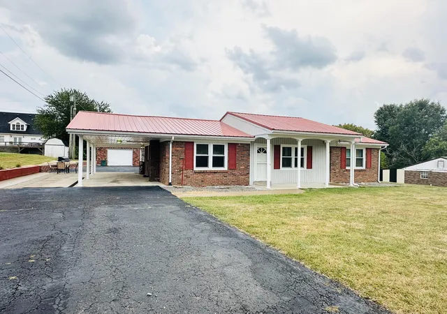 Homes for sale in Stanford, KY | 127 Eastwood Dr, Stanford, KY 40484 | MLS# 25500586