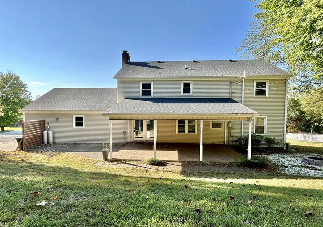 Photo 4 of Single family home for sale at 103 Rebel Dr, Somerset, KY 42501 | MLS# 25500591 | Listing updated on 2025-10-27