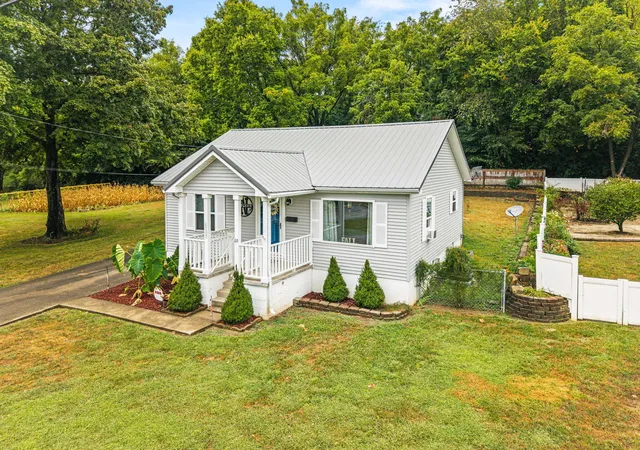 Homes for sale in Stanford, KY | 115 Mckinney Ct, Stanford, KY 40484 | MLS# 25500603