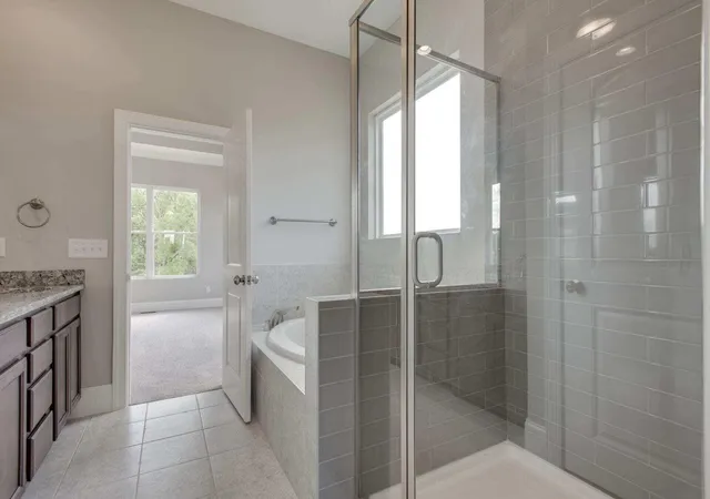 9th image of 433 Houston Oaks Dr, Paris, KY 40361 | MLS# 25500742